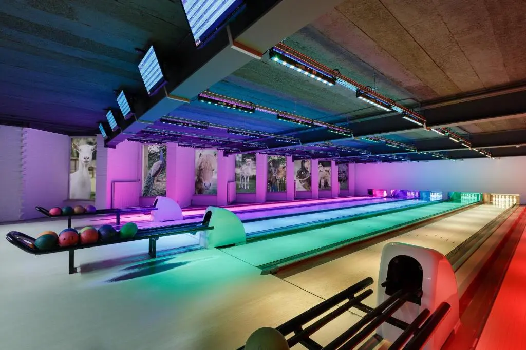 Bowling Alley