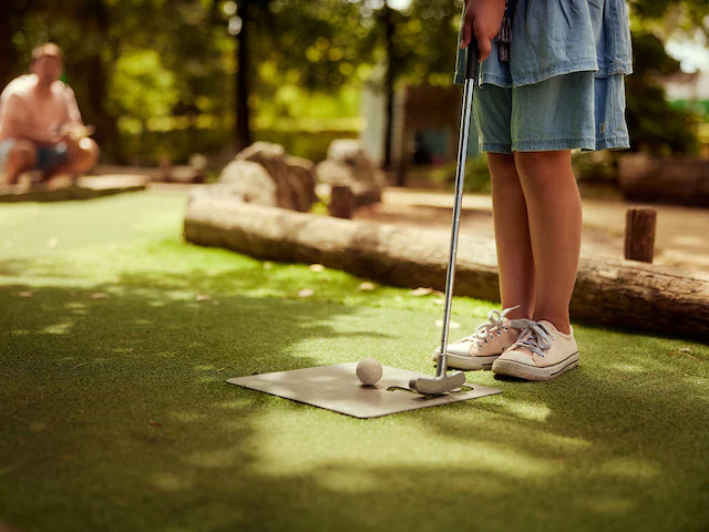 Adventure golf