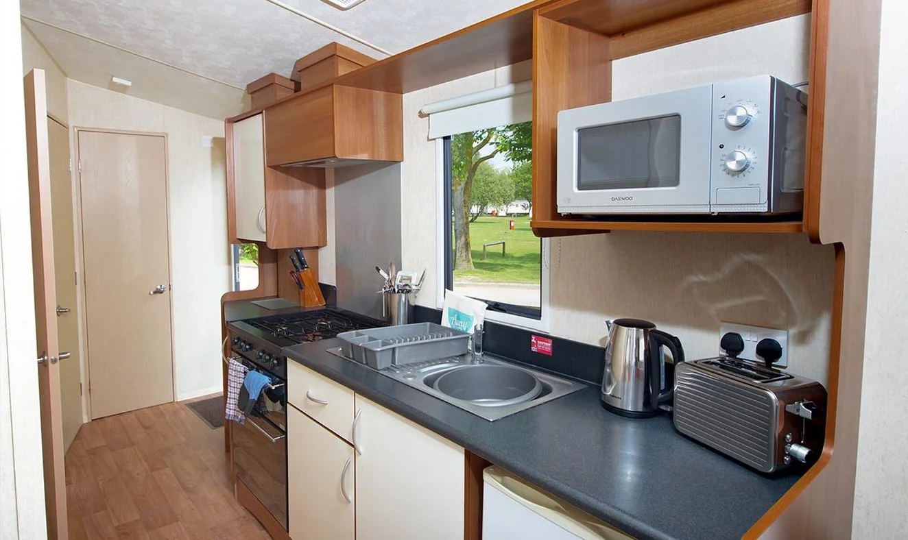 Value caravan kitchen