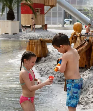 Blau Meer Indoor Beach