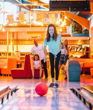 Bowling at Golden Coast