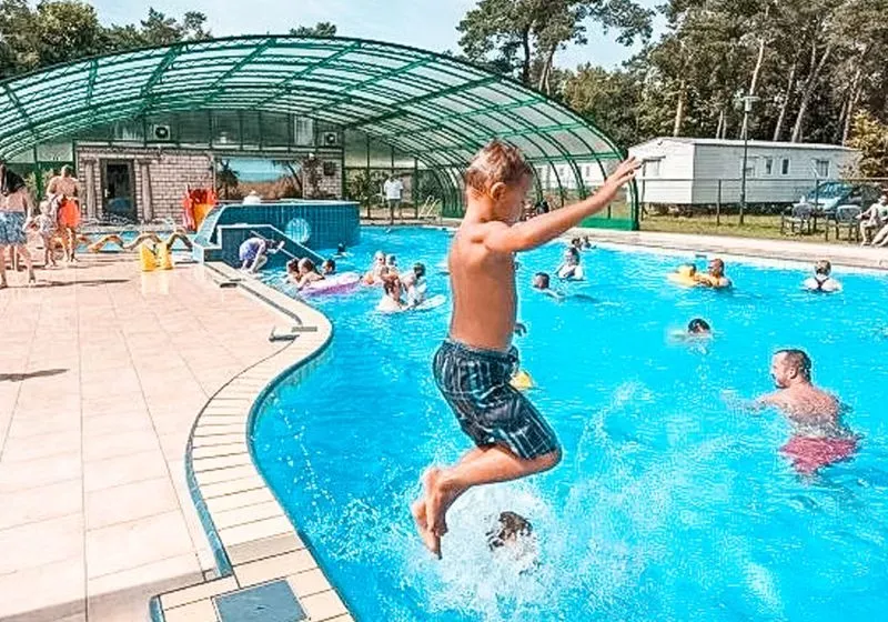 Oostappen Pool